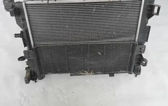 Renault Zoe Radiator set 