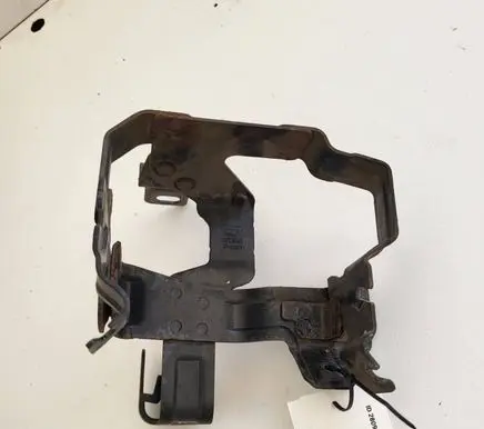 Volvo V60 Power steering pump mounting bracket 31329016