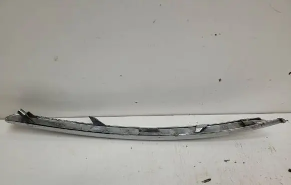KIA Sportage Front bumper splitter molding 865813U000