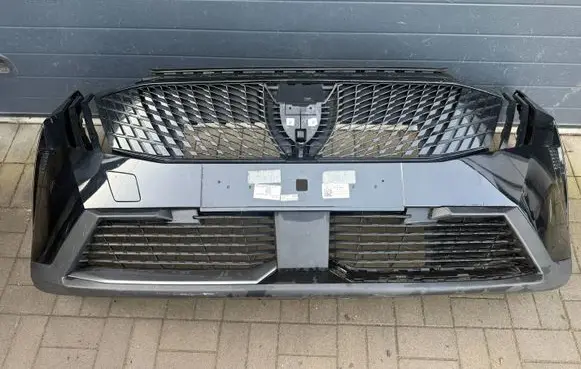 Peugeot 5008 III Front bumper 9839794880