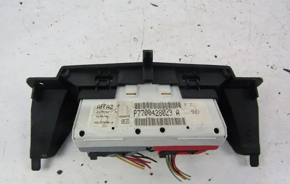 Renault Laguna I Screen/display/small screen P7700428029