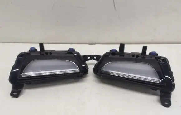 Volkswagen Jetta VI Front fender indicator light