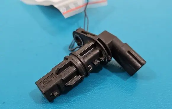 Renault Clio V Crankshaft position sensor 237313661R IMPRK1571626