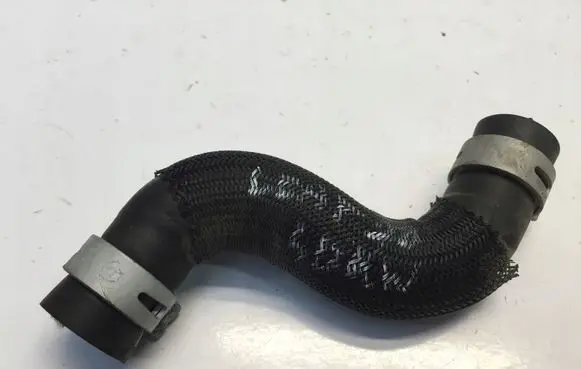 Nissan Leaf II (ZE1) Engine coolant pipe/hose