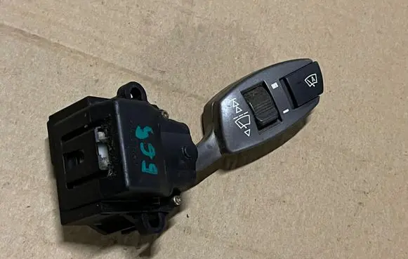 BMW 7 E65 E66 Wiper control stalk 6911519 01206710 PA66MX41