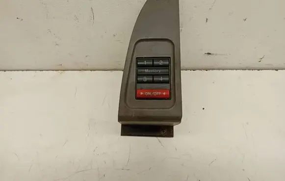 Audi A8 S8 D2 4D Seat memory switch 4D1867375