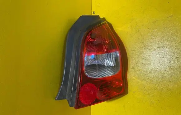 Renault Twingo II Rear/tail lights