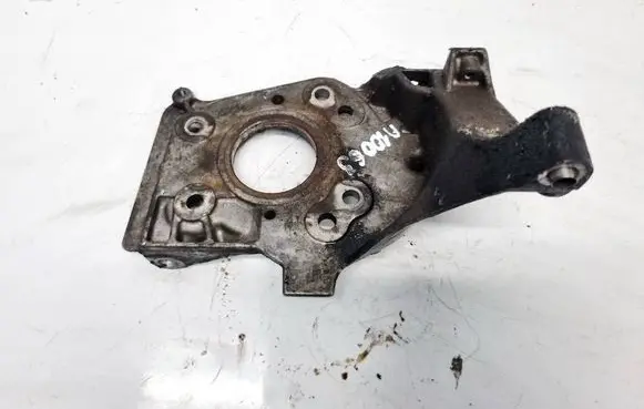 Ford Focus Engine mounting bracket 9684778280