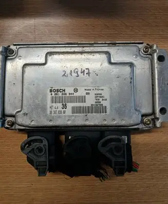 Citroen Berlingo Engine control unit/module 0261206944 9638783680