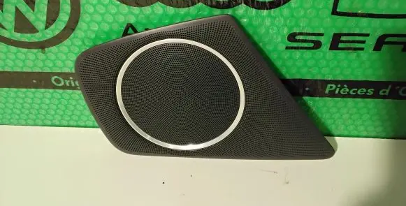 Audi A4 S4 B8 8K Front door speaker cover trim 8K0035420A