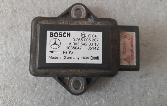 Mercedes-Benz E W211 ESP acceleration yaw rate sensor A0035420318 0035420318