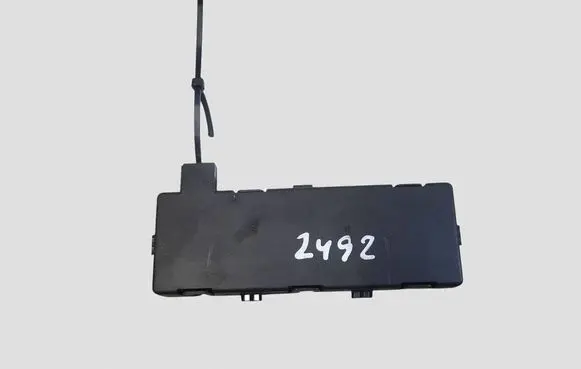 Opel Astra J Aerial antenna amplifier 13500144