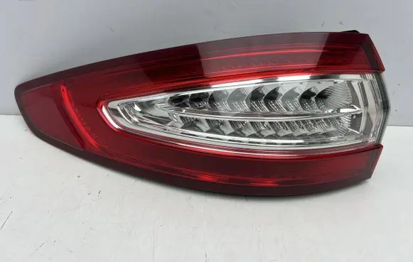 Ford Mondeo MK V Rear/tail lights DS7313405FJ