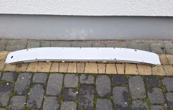 Opel Zafira B Front bumper support beam 