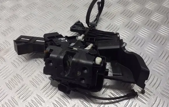 Ford Focus Rear door lock 4M5AA6412BC