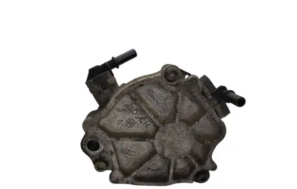 Ford Focus C-MAX Vacuum pump 9684786780