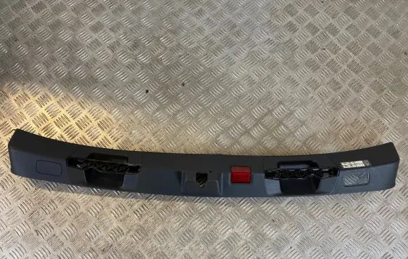 Mercedes-Benz C W205 Other trunk/boot trim element A2057403900 A047351 106543