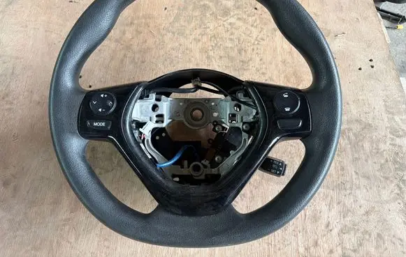 Peugeot 108 Steering wheel 451000H050 0Y6236F319559