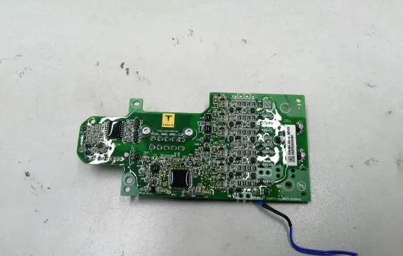 Tesla Model S Voltage converter/converter module 101418300C 101368400A
