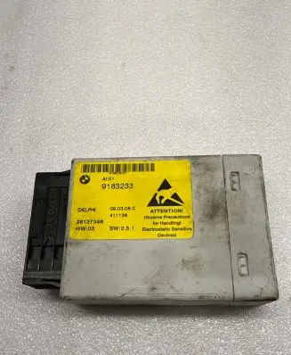 BMW 5 E60 E61 Center console control module 9183233 28137346