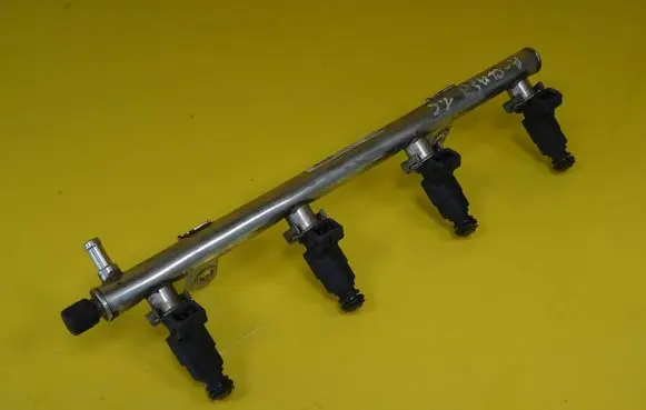 Mercedes-Benz A W168 Fuel main line pipe A0000788723 96614001 0280155753