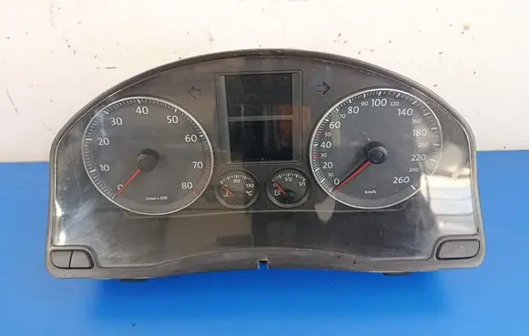 Volkswagen Golf IV Speedometer (instrument cluster) 1K0920850K