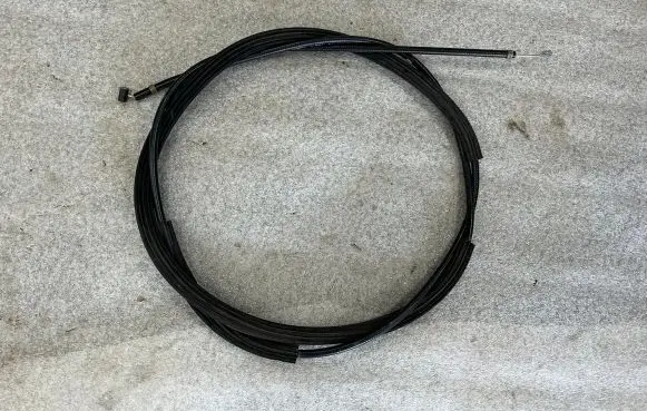 Engine bonnet/hood lock release cable