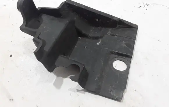 Ford Ranger Intercooler air guide/duct channel AB398C285AB