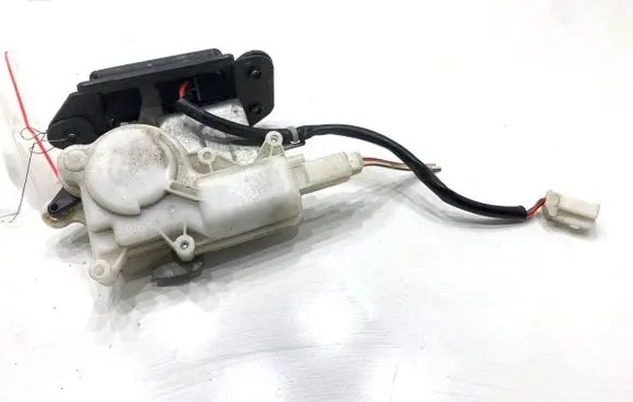 Mazda CX-7 Tailgate exterior lock 