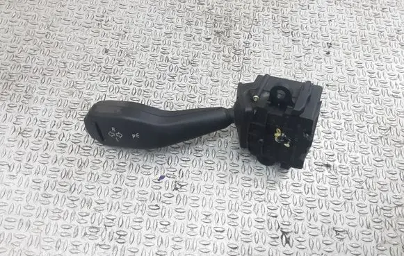 BMW 3 E46 Indicator stalk 8363668