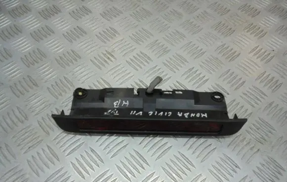 Honda Civic Third/center stoplight
