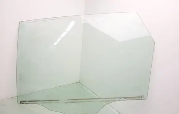 Mazda 3 I Rear door window glass AS2