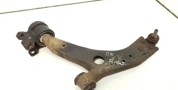 Ford Focus Front lower control arm/wishbone