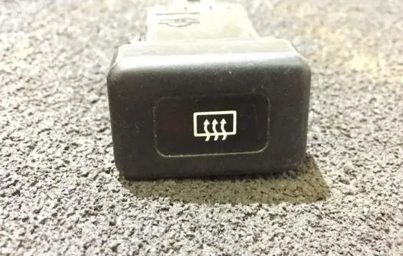 Nissan Primera Windscreen/window heater switch