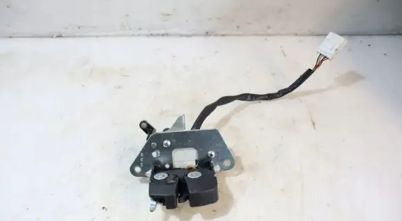 Fiat Linea Tailgate/trunk/boot lock/catch/latch