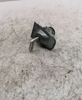 Volvo V40 Front door lock (next to the handle) 31276333
