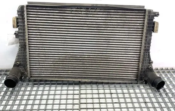 Volkswagen Golf VI Intercooler radiator 1K0145803AF