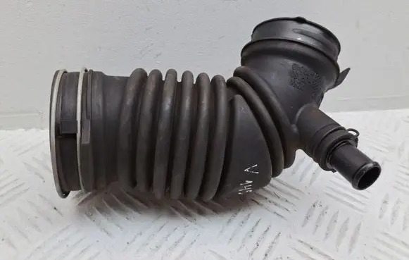 Toyota Verso Turbo air intake inlet pipe/hose 178800R050 178810R040 9611110850