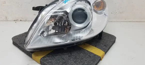 Mercedes-Benz B W245 Headlight/headlamp 0301220201 A1698201761 231000600