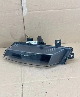BMW 1 E81 E87 Front fog light 0305084001 7181287