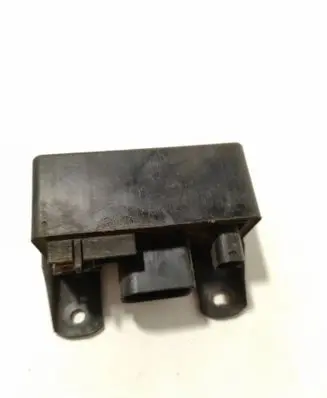 Mercedes-Benz E W211 Glow plug pre-heat relay