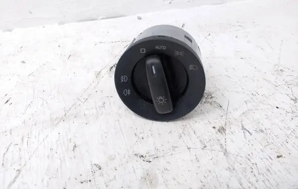 Skoda Yeti (5L) Light switch 5L0941431E