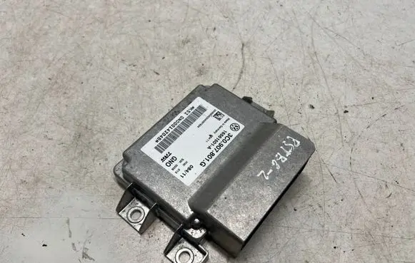 Volkswagen PASSAT B6 Hand brake control module 3C0907801G