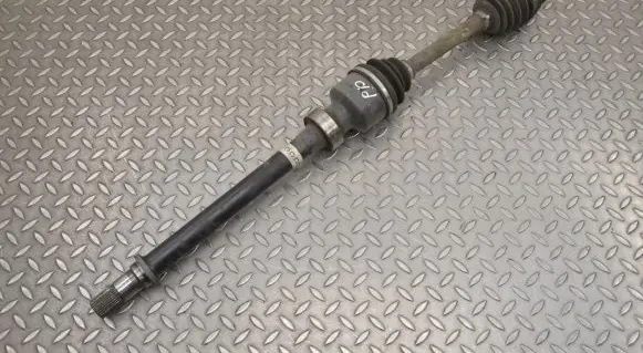 Mazda 3 II Front driveshaft