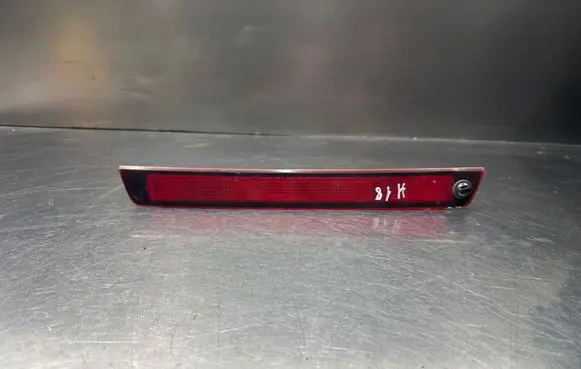 Suzuki Grand Vitara II Third/center stoplight 3581065J0
