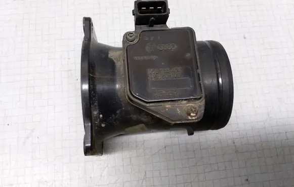 Audi A3 S3 8L Mass air flow meter 058133471 AFH6010B