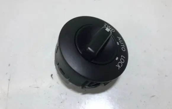 Traction control (ASR) switch