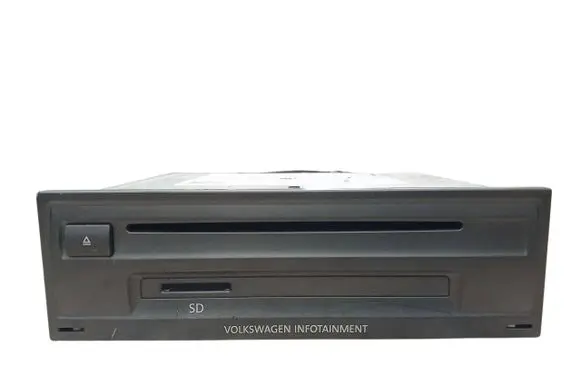 Volkswagen PASSAT B8 Radio/CD/DVD/GPS head unit 3Q0035820