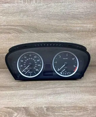 BMW 5 E60 E61 Speedometer (instrument cluster) 6983154 110080213 MPH