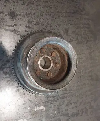 BMW 3 E36 Crankshaft pulley 1727375